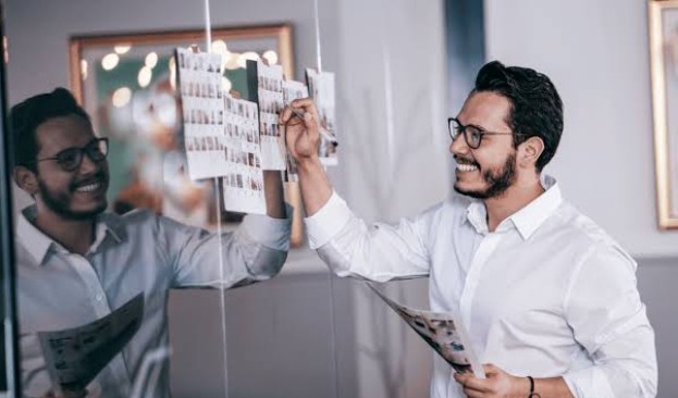 How Earning A Basic Computer Certificate Helps Workers Advance Their Administrative Careers?