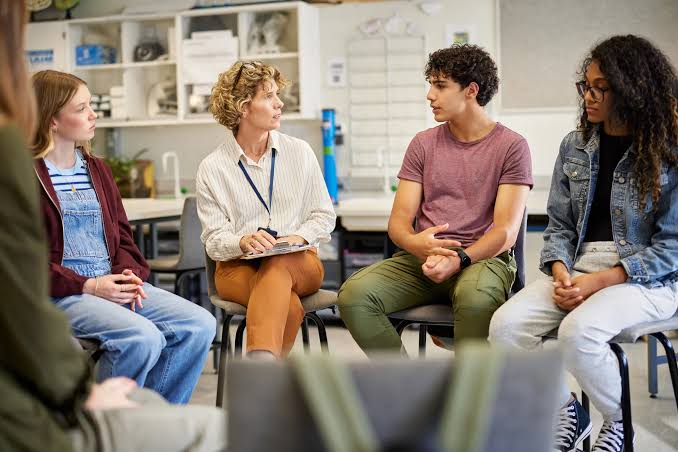 When Talk Therapy Isn’t Enough: Why Teen Cocaine Use Often Needs an IOP