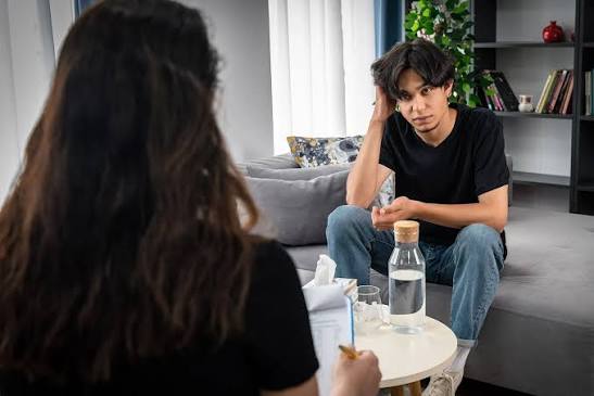 Schizophrenia Symptoms, Causes & Treatment Options