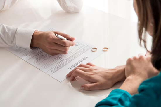 Common Divorce Mistakes That Can Cost You Time and Money