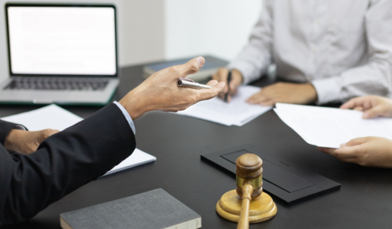 How Legal Guidance Can Strengthen a Truck Accident Claim in San Antonio, TX