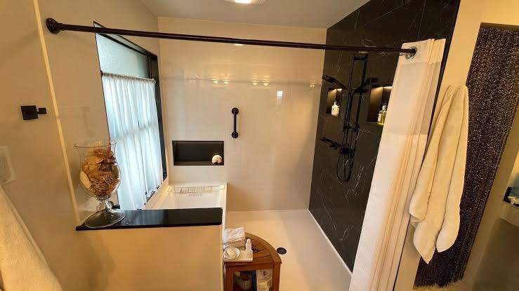 Tub-to-Shower Conversion: Costs, Benefits, and What to Expect
